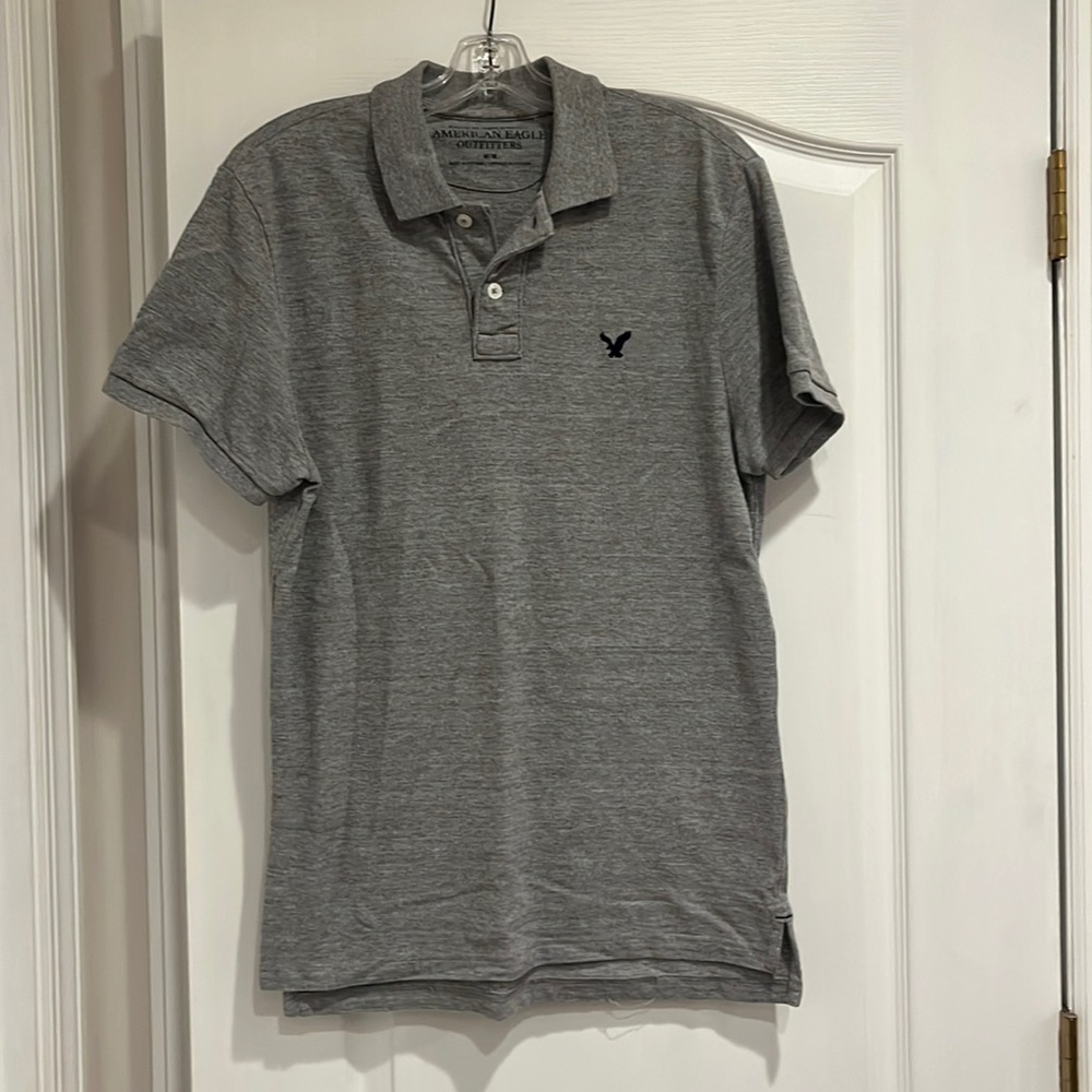 American Eagle Athletic Fit Men’s Medium Gray Polo